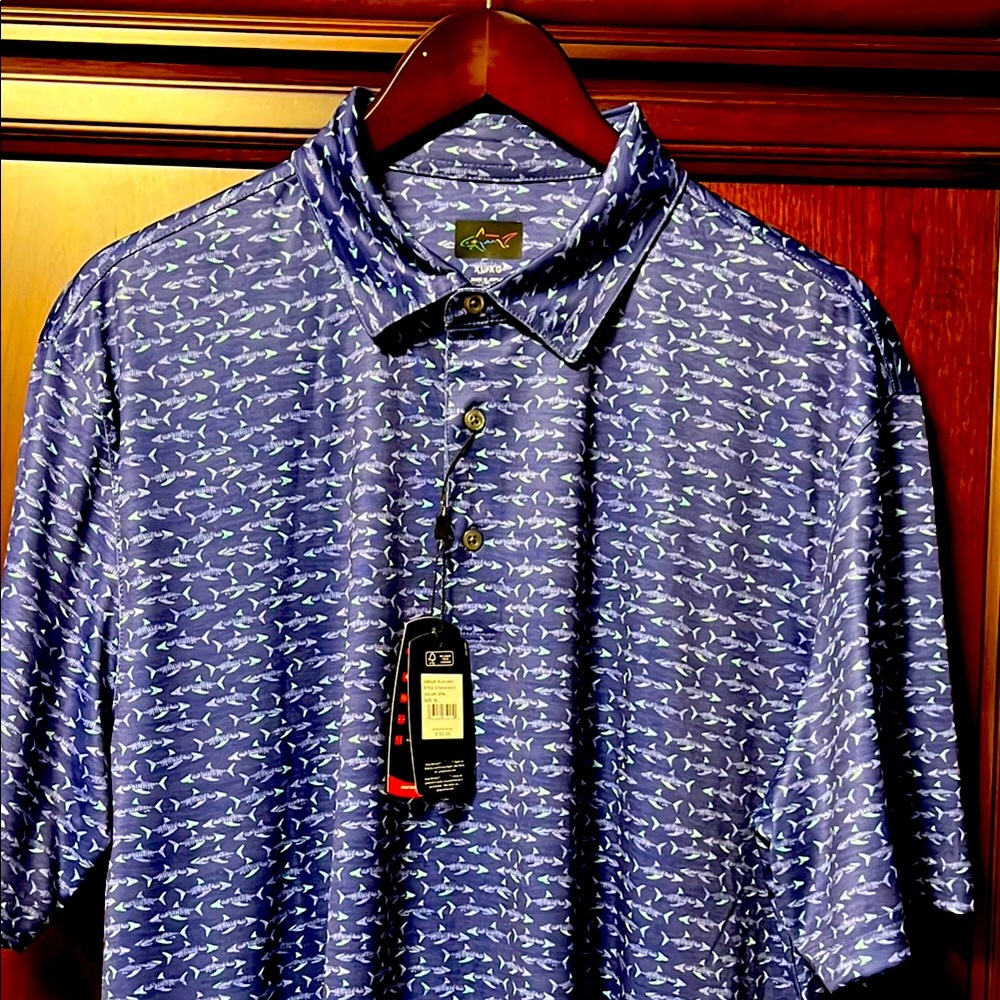 Brand New Greg Norman Golf Blue Sharks 🦈 Print Performance Stretch Fabric Polo!
